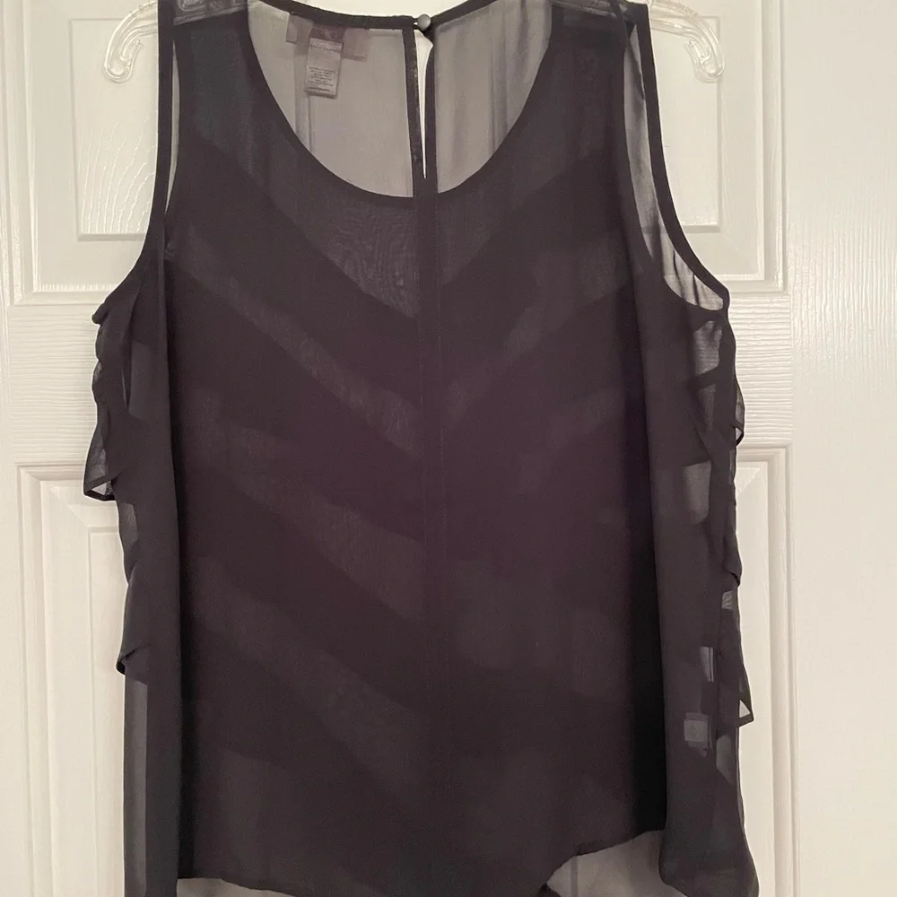 LOFT Ruffle Blouse - Picture 3 of 3